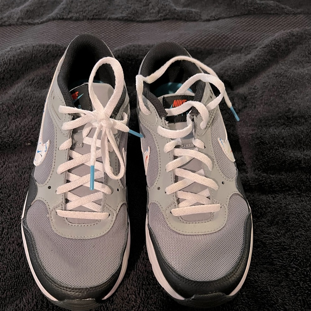Nike Air Running Sneakers-youth 6 (boys)